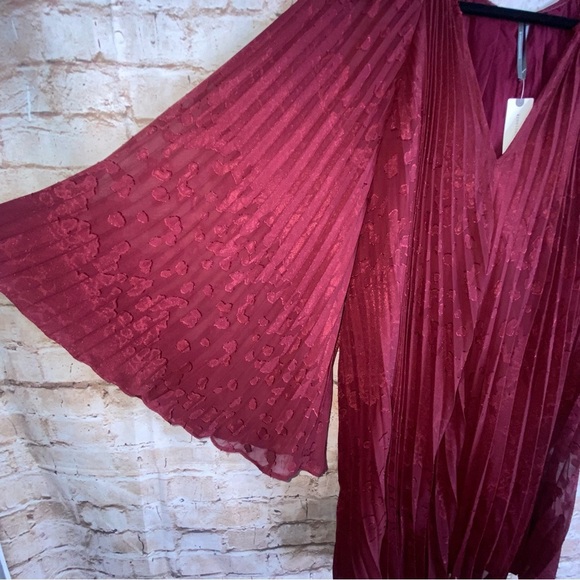 Anthropologie Toulon Pleated Mini Dress in Plum Size Small NEW - Picture 5 of 8